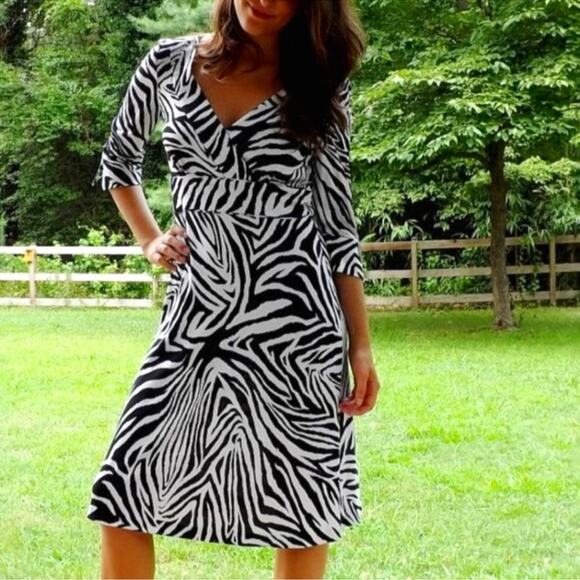 Diane Von Furstenberg Enola Silk Jersey Zebra Print Surplice Dress 8 - Picture 1 of 14